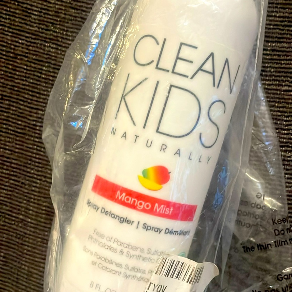 Clean Kids Naturally Mango Mist Spray Detangler 8floz